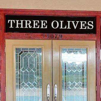 Exterior - Three Olives Restaurant in Seminole, FL American Restaurants