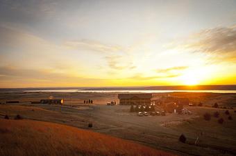 Exterior - Thunderstik Lodge in Chamberlain, SD Cabins Cottages & Chalet Rental