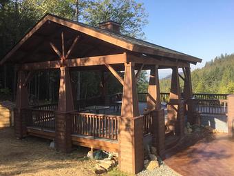 Exterior: Timber framed outdoor pavillion By Tim Hubbard Construction of Southern Oregon - Tim Hubbard Construction in Wilderville, OR Builders & Contractors
