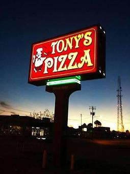 Exterior - Tony's Pizza in Lake Charles, LA Pizza Restaurant