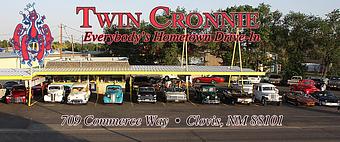 Exterior - Twin Cronnie Drive-In in Clovis, NM American Restaurants