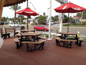 Exterior - Twistee Treat in Saint Petersburg, FL Hamburger Restaurants
