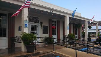 Exterior: 8536 Pontchartrain Blvd.
New Orleans, LA 70124
504 282 0801
Tuesday - Thursday   11:00am-9:00pm
Friday-Saturday    11:00am-10:00pm
Closed Sundays and Mondays - Two Tony's Restaurant in New Orleans, LA Italian Restaurants