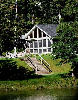 Exterior: Restaurant and water - Union River Lobster Pot in Downtown Ellsworth - Ellsworth, ME Seafood Restaurants