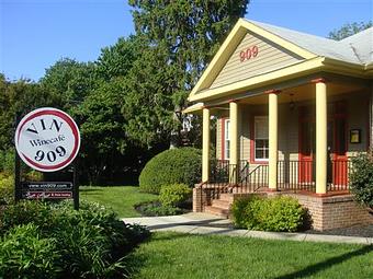 Exterior - Vin 909 in Eastport - Annapolis, MD American Restaurants