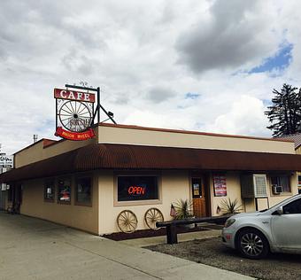 Exterior - Wagon Wheel Cafe in Thayne, WY American Restaurants