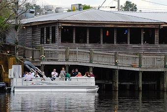 Exterior - Waterfront Grill in Monroe, LA Cajun & Creole Restaurant