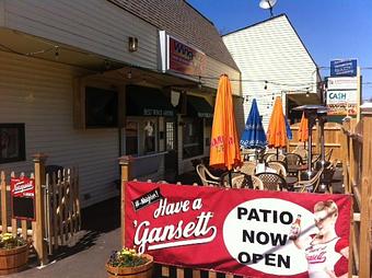 Exterior - Wing Itz in Portsmouth - Portsmouth, NH Wings Restaurants