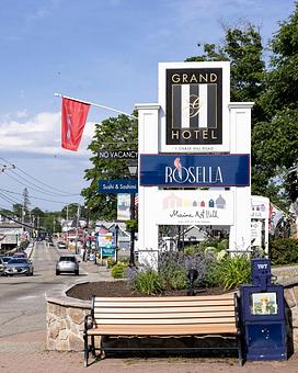 Exterior - Rosella KPT in Lower Village Kennebunk - Kennebunk, ME Seafood Restaurants
