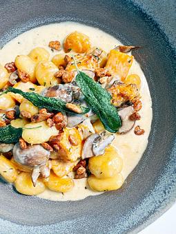 Product - Thorn Restaurant & Lounge in Pearl District - Rosemont, IL American Restaurants