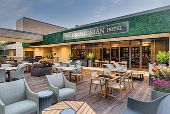 Product: TRIBUTE restaurant's outdoor bar and patio is a local favorite and overlooks the entrance to The Houstonian Hotel. - TRIBUTE at The Houstonian in Memorial - Houston, TX American Restaurants