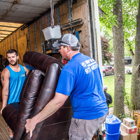 Movin’ On Out is a Sioux Falls moving company that takes great care of your belongings and provides you with a hassle-free move.