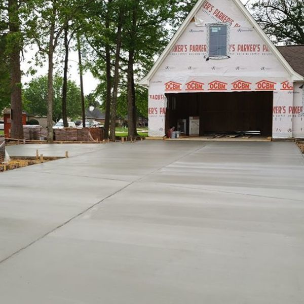 Photos of Our Business - Driveway Contractor Milwaukee - Photo (19472)