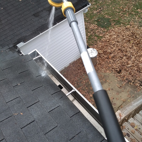 Photos of Our Business - We Get Gutters Clean Saint Charles - Photo (59350)