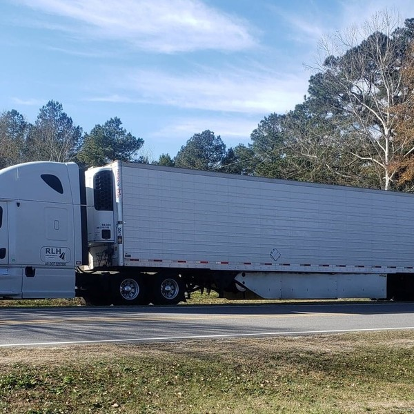 Refrigerated trailer - Our Fleet -  Reliable Load Haulers