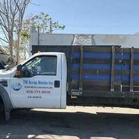 Metal recycling truck