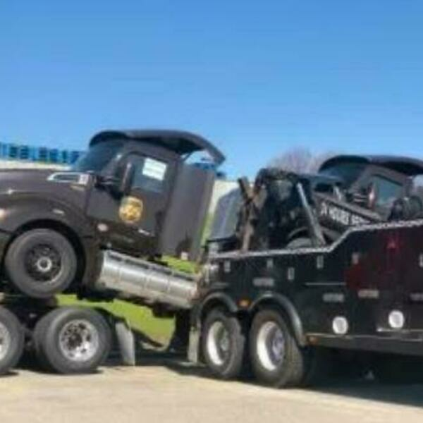 Portfolio - First Call Towing - Photo (102683)