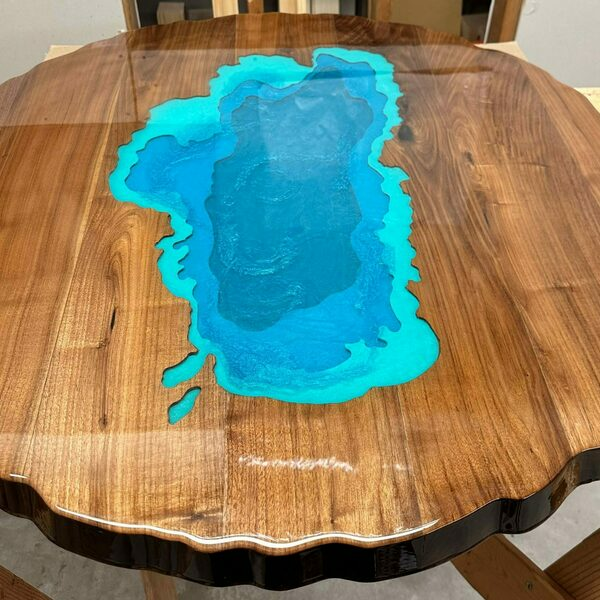 River table - Custom coffee table - Photo (149016)