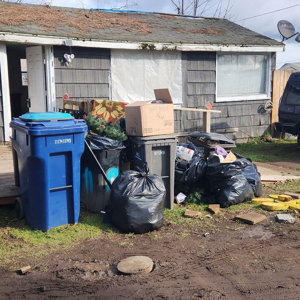 Debris removal service - Northwest Junk Haulers - Photo (189732)