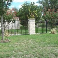 Fence contractor