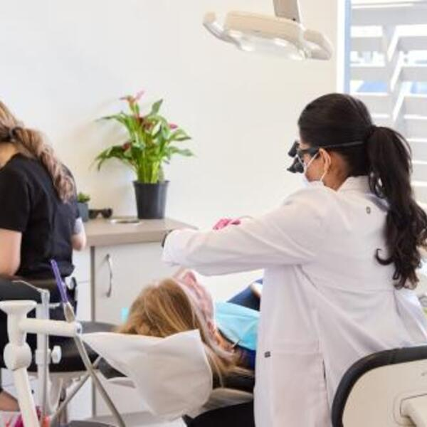 Photos of Our Business - Shweta Prabhakar DDS - Photo (238077)