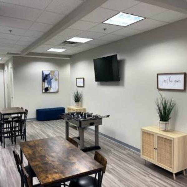 Photos of Our Business - Refresh Recovery & Wellness - Photo (242114)