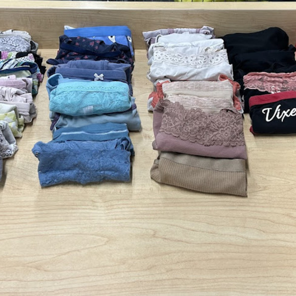 Photos of Our Business - Your Laundry Assistant - Photo (249527)