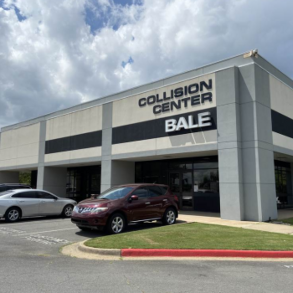 Photos of Our Business - Bale Collision Center (Chenal) - Photo (253570)