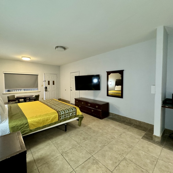 Photos of Our Business - Texas Inn and Suites City Center at University Dr - Photo (259444)