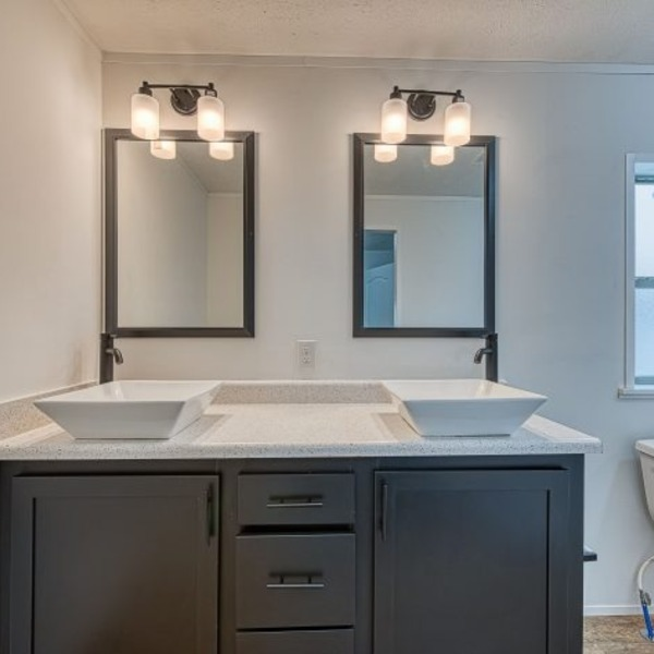 Photos of Our Business - UMH Properties Inc. (Meadows of Perrysburg) - Photo (263205)